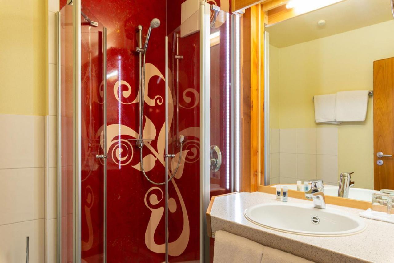 Biobausewein Wein Hotel Leben Iphofen Bagian luar foto